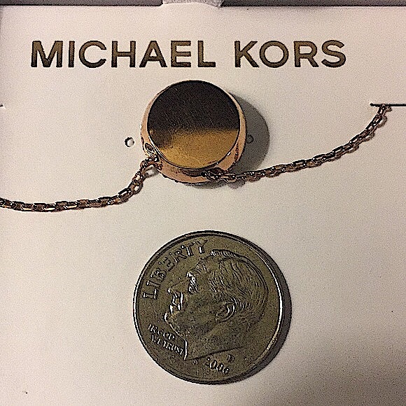 MICHAEL KORS - ROSE GOLD-TONE PENDANT NECKLACE - Picture 4 of 13